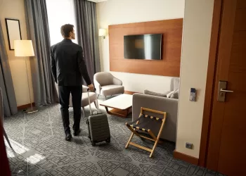 Büyükada’da Nerede Kalınır?