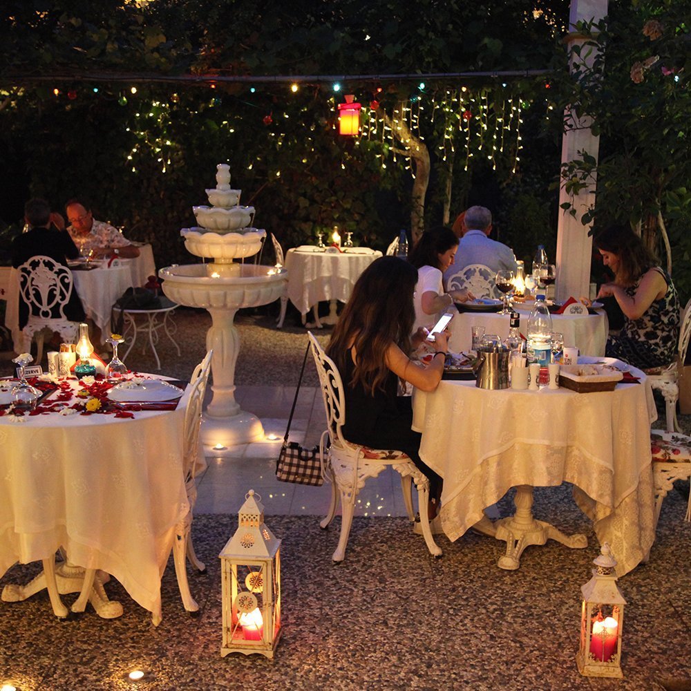 Secret Garden Restaurant 5 1